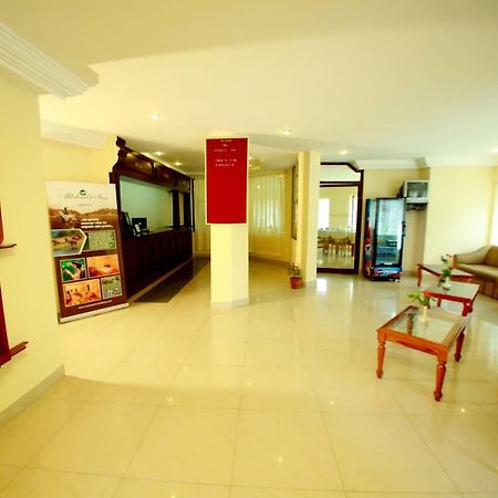 Michaels Inn Thekkady Exterior foto