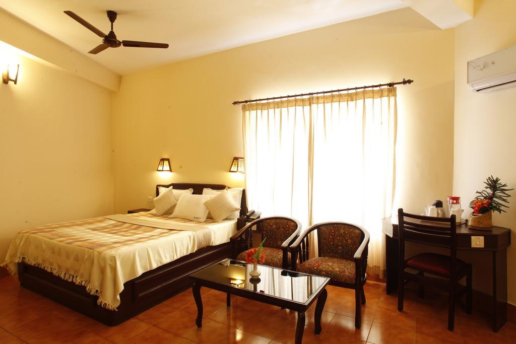 Michaels Inn Thekkady Exterior foto