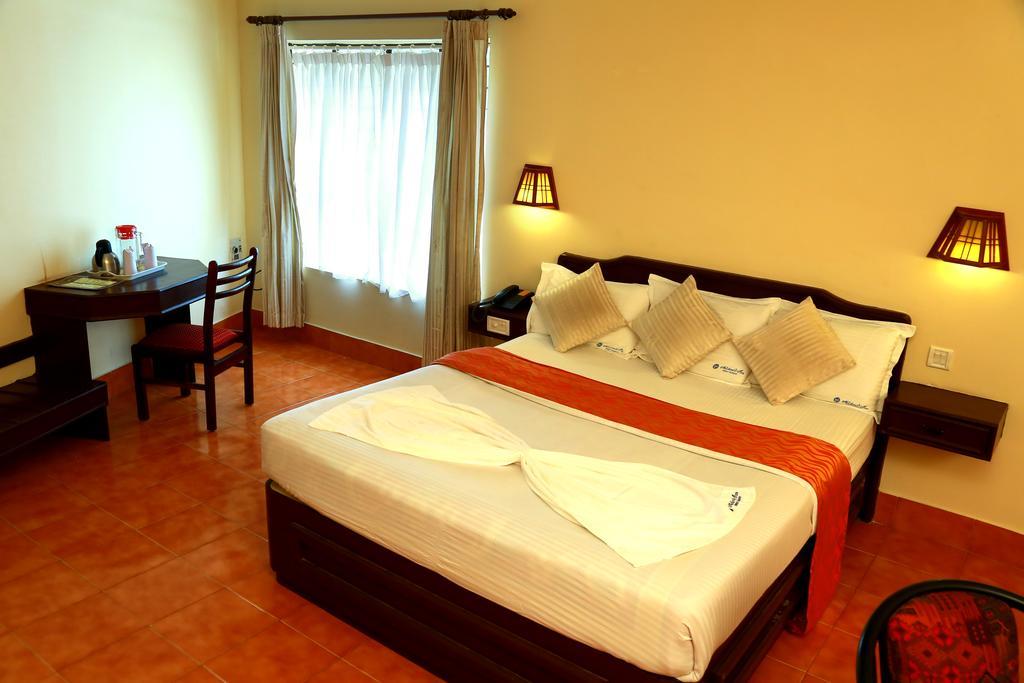 Michaels Inn Thekkady Exterior foto