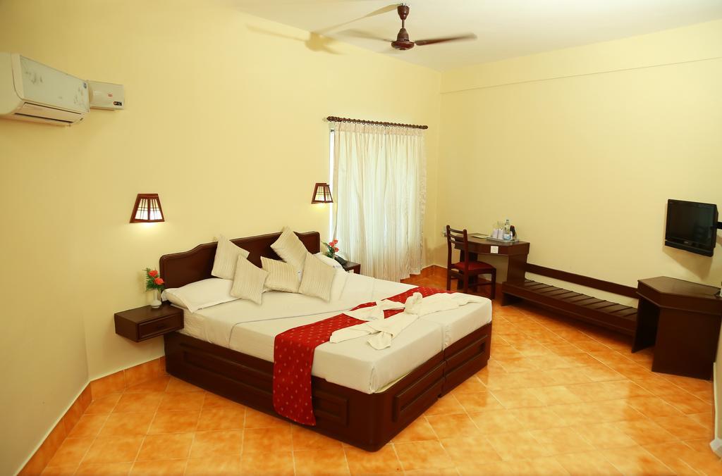 Michaels Inn Thekkady Exterior foto